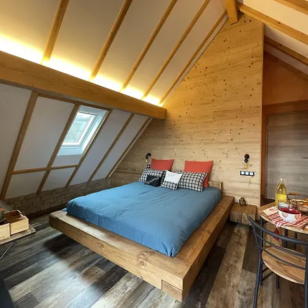 بيت ضيافة Le Refuge Du Rempart 4*